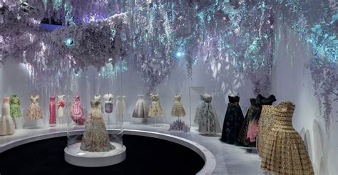 v and a dior exhibition|christian Dior v&a.